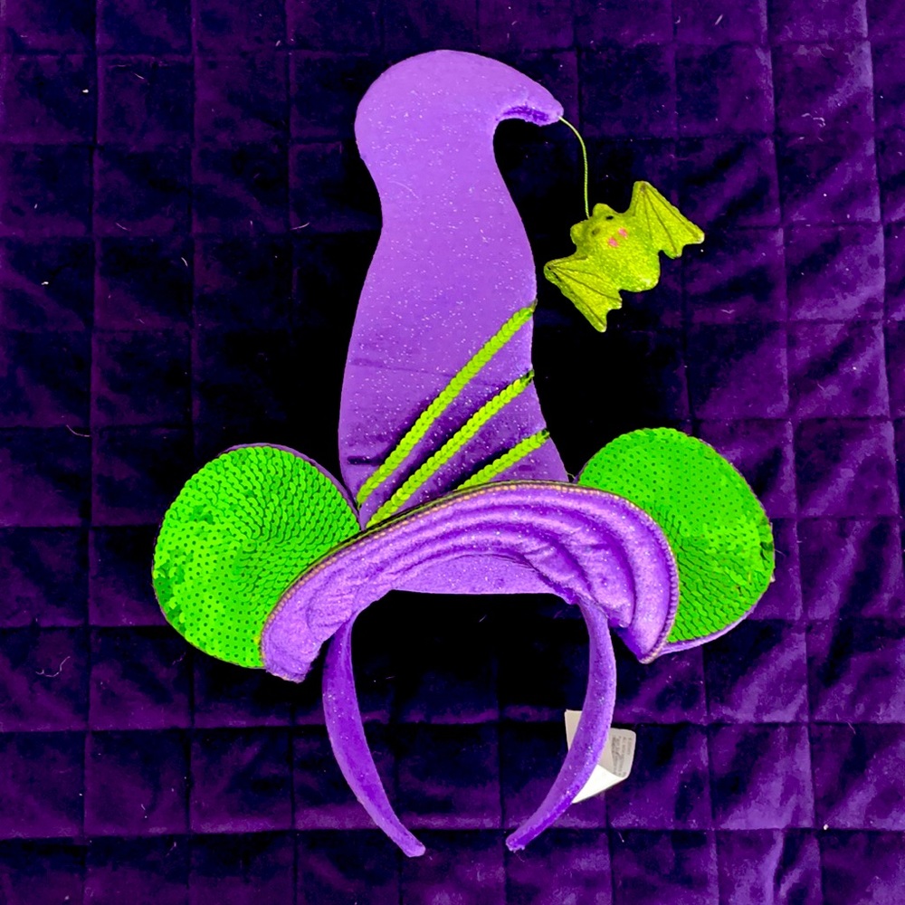Disney Halloween Minnie Ears witch hat